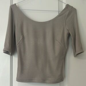 Lululemon Ribbed Softstream Cropped Top. Size 6. NWOT.